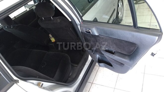 Opel Astra 2000, 300,000 km - 1.6 l - Bakı