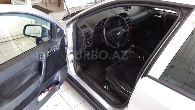Opel Astra 2000, 300,000 km - 1.6 l - Bakı