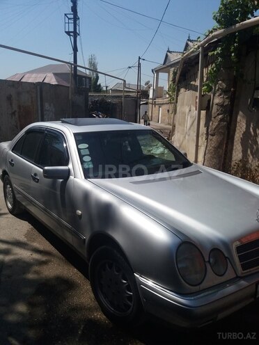 Mercedes E 220 1996, 450,000 km - 0.2 л - Bakı