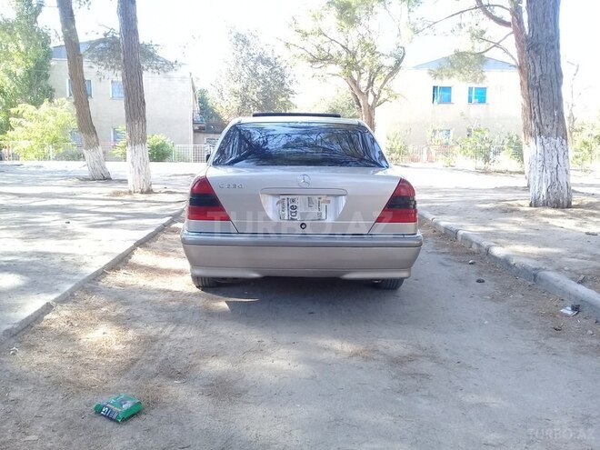 Mercedes C 230 1997, 192,000 km - 2.3 l - Sumqayıt