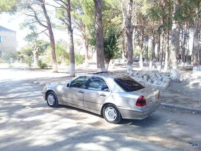 Mercedes C 230 1997, 192,000 km - 2.3 l - Sumqayıt