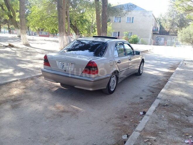 Mercedes C 230 1997, 192,000 km - 2.3 l - Sumqayıt