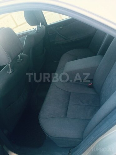 Mercedes E 280 2000, 243,568 km - 2.8 l - Bakı