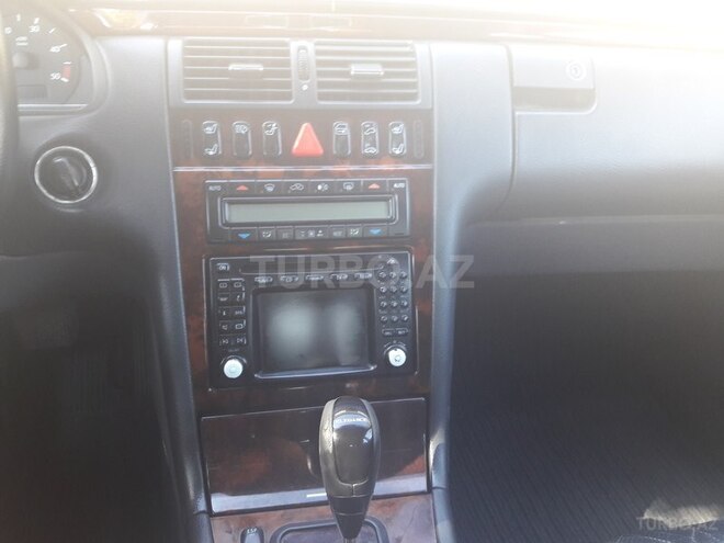 Mercedes E 320 2000, 323,000 km - 0.4 л - Bakı