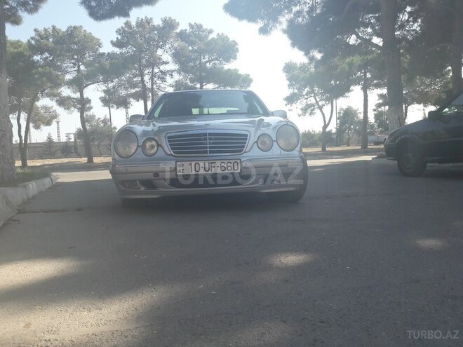 Mercedes E 320 2000, 323,000 km - 0.4 л - Bakı