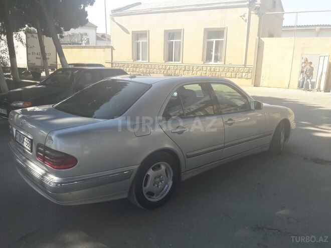 Mercedes E 320 2000, 323,000 km - 0.4 л - Bakı
