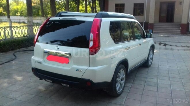 Nissan X-Trail 2013, 43,000 km - 2.5 л - Şəmkir