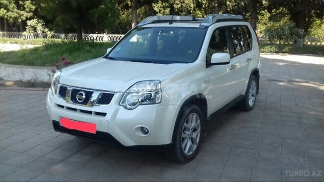 Nissan X-Trail 2013, 43,000 km - 2.5 л - Şəmkir
