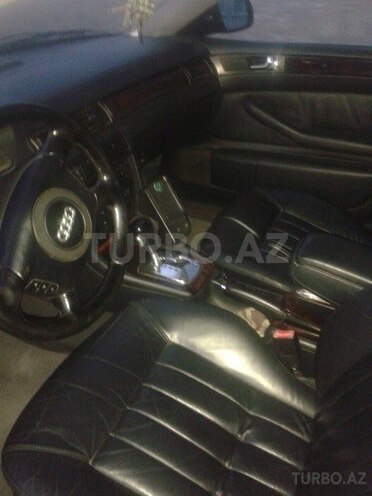 Audi A6 2001, 274,000 km - 0.8 l - Bakı