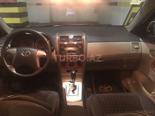 Toyota Corolla 2010, 101,000 km - 1.8 л - Bakı