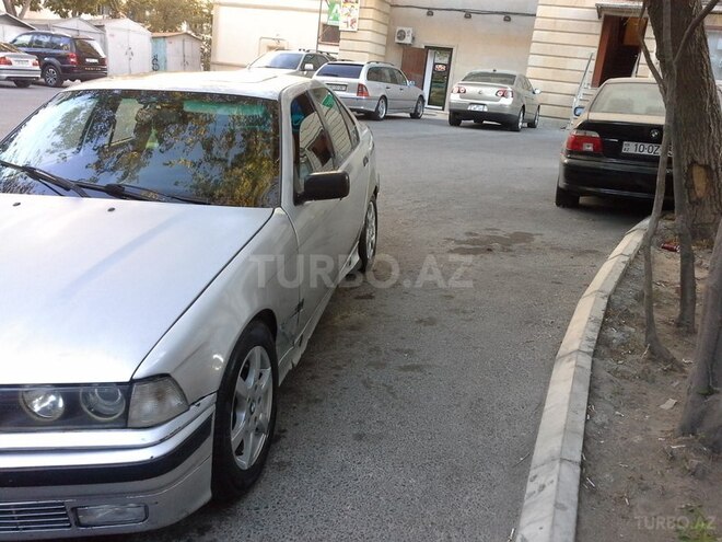 BMW 320 1994, 300,000 km - 2.0 л - Bakı