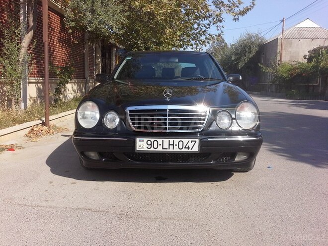 Mercedes E 220 2000, 223,085 km - 0.3 l - Bakı