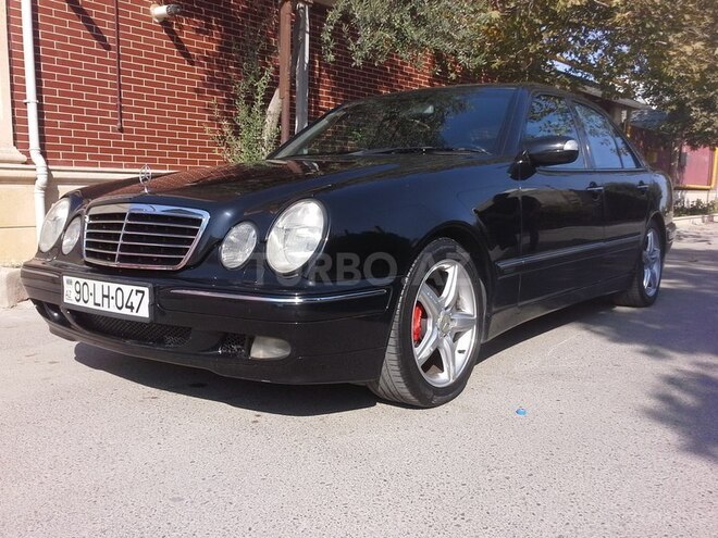 Mercedes E 220 2000, 223,085 km - 0.3 l - Bakı