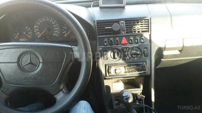 Mercedes C 240 1998, 210,000 km - 2.4 l - Bakı