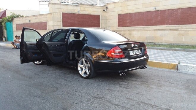 Mercedes E 240 2003, 315,949 km - 2.6 l - Bakı
