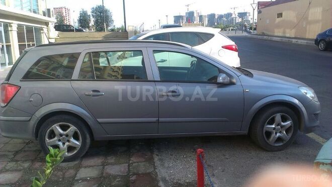 Opel Astra 2008, 225,000 km - 1.9 l - Bakı