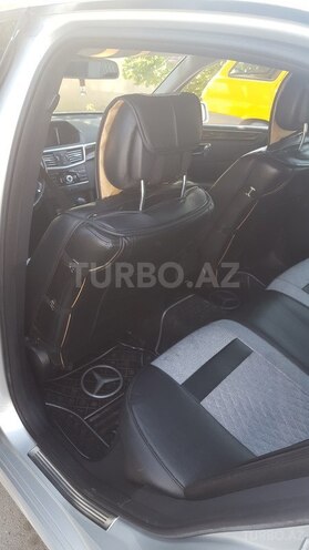 Mercedes E 220 2010, 20,010 km - 2.2 л - Bakı