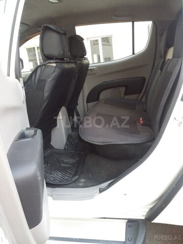Mitsubishi L200 2014, 71,000 km - 2.5 l - Bakı