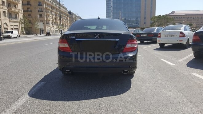 Mercedes C 300 2010, 98,000 km - 2.5 l - Bakı