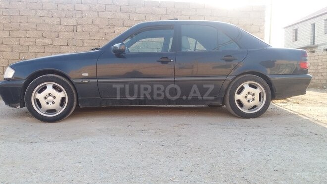 Mercedes C 200 1999, 285,000 km - 2.0 l - Bakı