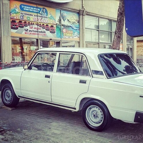 LADA (VAZ) 2107 2004, 175,000 km - 1.6 л - Bakı