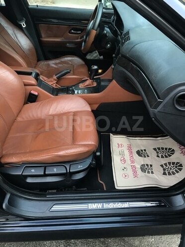 BMW 525 2003, 286,000 km - 2.5 l - Bakı