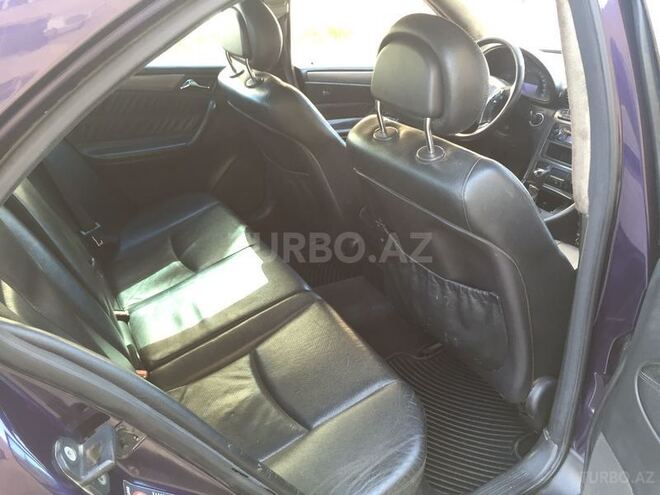 Mercedes C 240 2002, 289,000 km - 2.6 л - Xırdalan