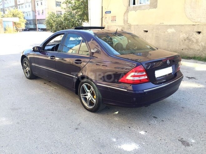 Mercedes C 240 2002, 289,000 km - 2.6 л - Xırdalan