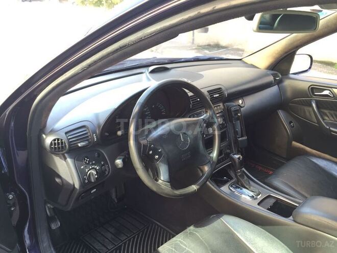 Mercedes C 240 2002, 289,000 km - 2.6 л - Xırdalan
