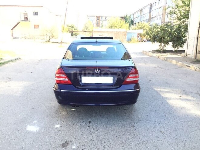 Mercedes C 240 2002, 289,000 km - 2.6 л - Xırdalan