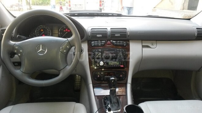Mercedes C 240 2000, 181,154 km - 2.6 л - Sumqayıt