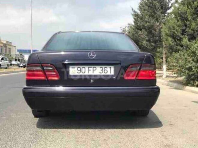 Mercedes E 230 1996, 200,000 km - 2.3 л - Sumqayıt