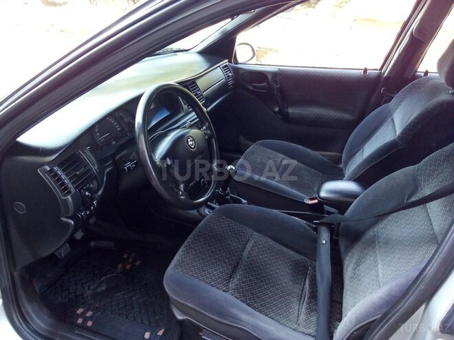 Opel Vectra 1996, 360,000 km - 2.0 l - Bakı