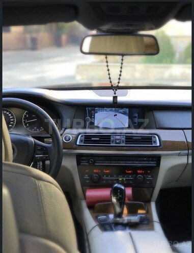 BMW 750 2009, 114,000 km - 0.5 l - Bakı