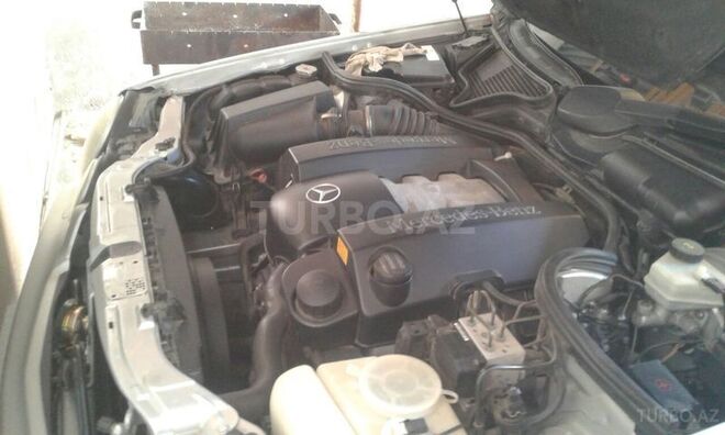 Mercedes E 240 2002, 222,545 km - 2.4 л - Bakı