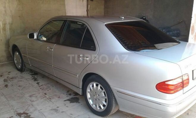 Mercedes E 240 2002, 222,545 km - 2.4 л - Bakı