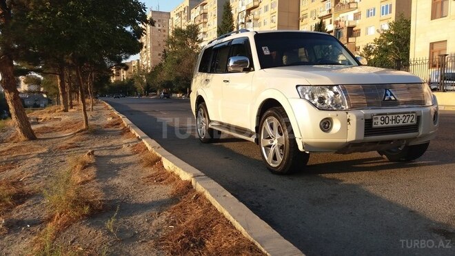 Mitsubishi Pajero 2008, 190,000 km - 3.0 l - Bakı