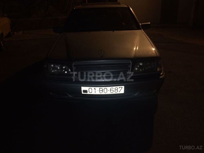 Mercedes C 220 1999, 328,247 km - 2.2 l - Sumqayıt