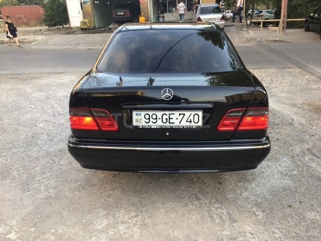 Mercedes E 240 2000, 160,000 km - 2.4 l - Bakı