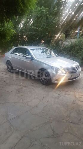 Mercedes E 220 2010, 21,000 km - 2.2 л - Bakı