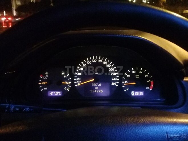 Mercedes E 280 2001, 22,500 km - 2.8 л - Bakı