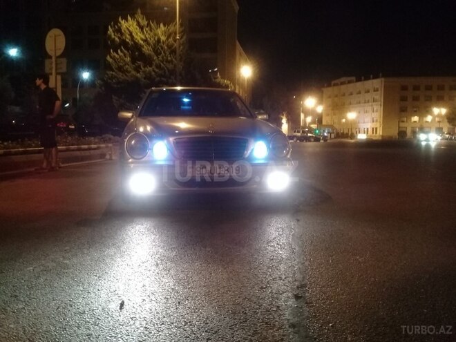 Mercedes E 280 2001, 22,500 km - 2.8 л - Bakı