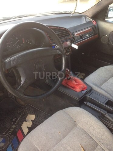 BMW 318 1993, 186,000 km - 1.8 l - Gəncə