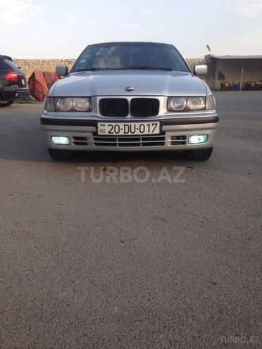 BMW 318 1993, 186,000 km - 1.8 l - Gəncə
