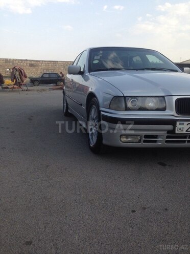 BMW 318 1993, 186,000 km - 1.8 l - Gəncə