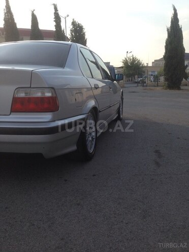 BMW 318 1993, 186,000 km - 1.8 l - Gəncə