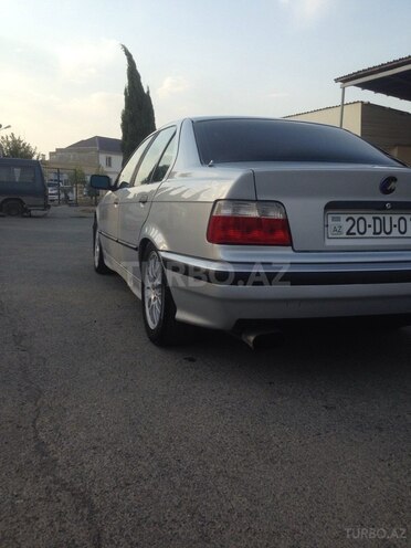 BMW 318 1993, 186,000 km - 1.8 l - Gəncə