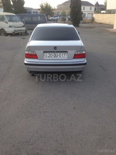 BMW 318 1993, 186,000 km - 1.8 l - Gəncə