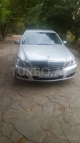 Mercedes E 220 2010, 210,000 km - 2.2 л - Bakı