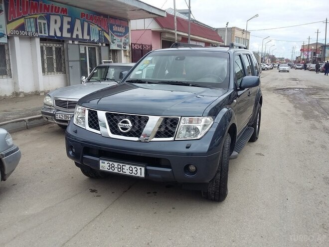Nissan Pathfinder 2007, 167,456 km - 2.5 л - Quba